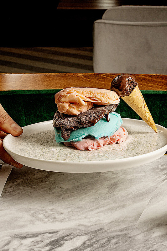 MEYVELİ MARAŞ DONDURMASI